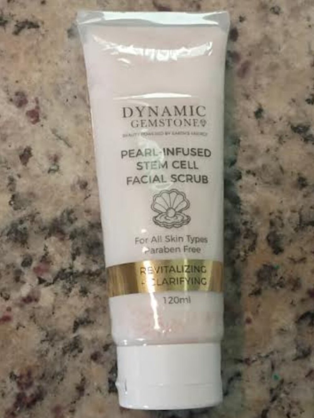 DYNAMIC GEMSTONE PEARL INFUSE STEM FACIAL SCRUB- 4.05 fl oz / 120 ml -NEW-SEALED